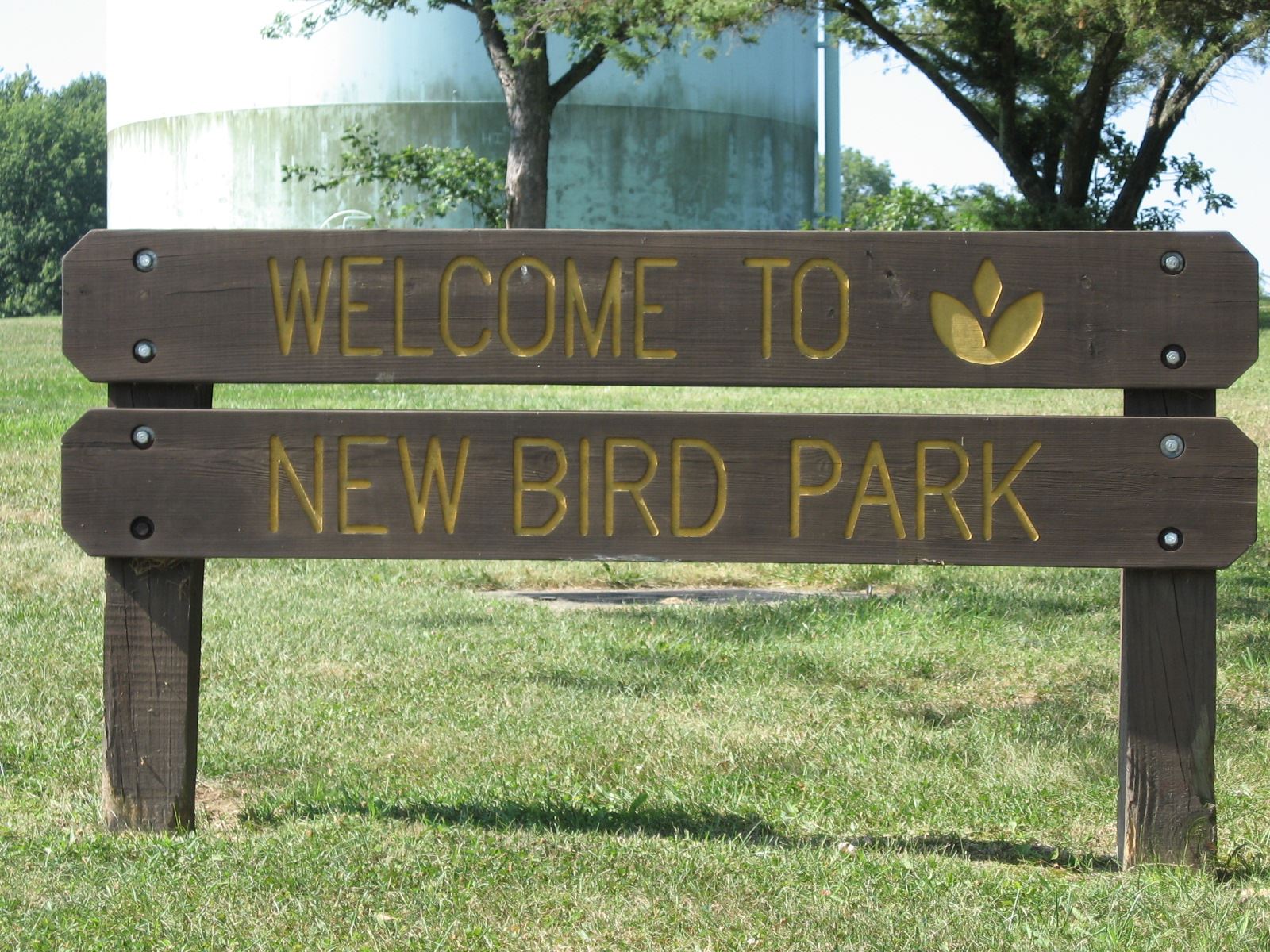 Welcome to New Bird Park Sign