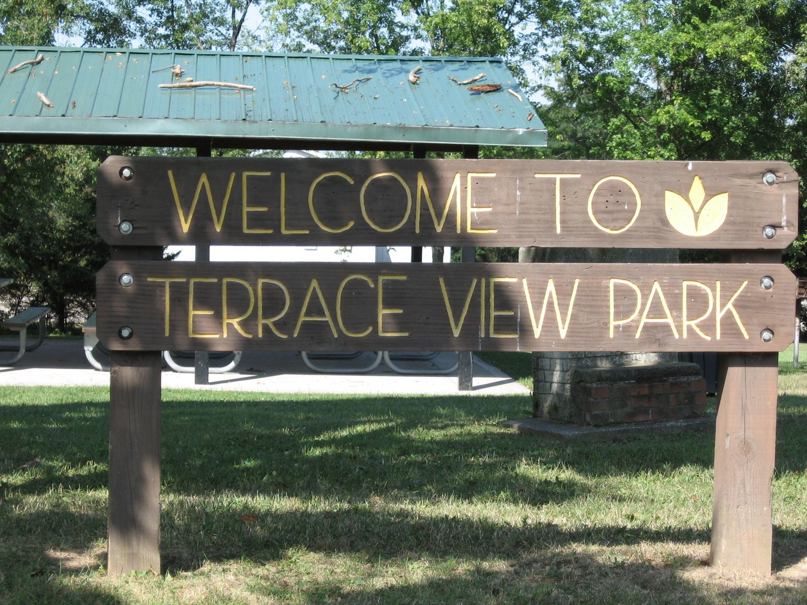 Welcome to Terraceview Park Sign